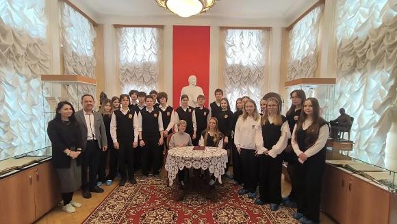 УРОКИ ИСТОРИИ В МУЗЕЕ В ДЕНЬ РАБОТНИКА КУЛЬТУРЫ