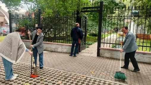 САНИТАРНАЯ ПЯТНИЦА В ДОМЕ-МУЗЕЕ В.И.ЛЕНИНА