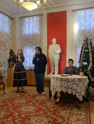 НОВЫЙ С САМЫМИ БЛИЗКИМИ!